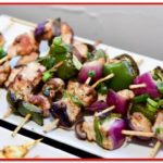 Chicken skewers with onions and peppers - MotorChef Cafe Launch